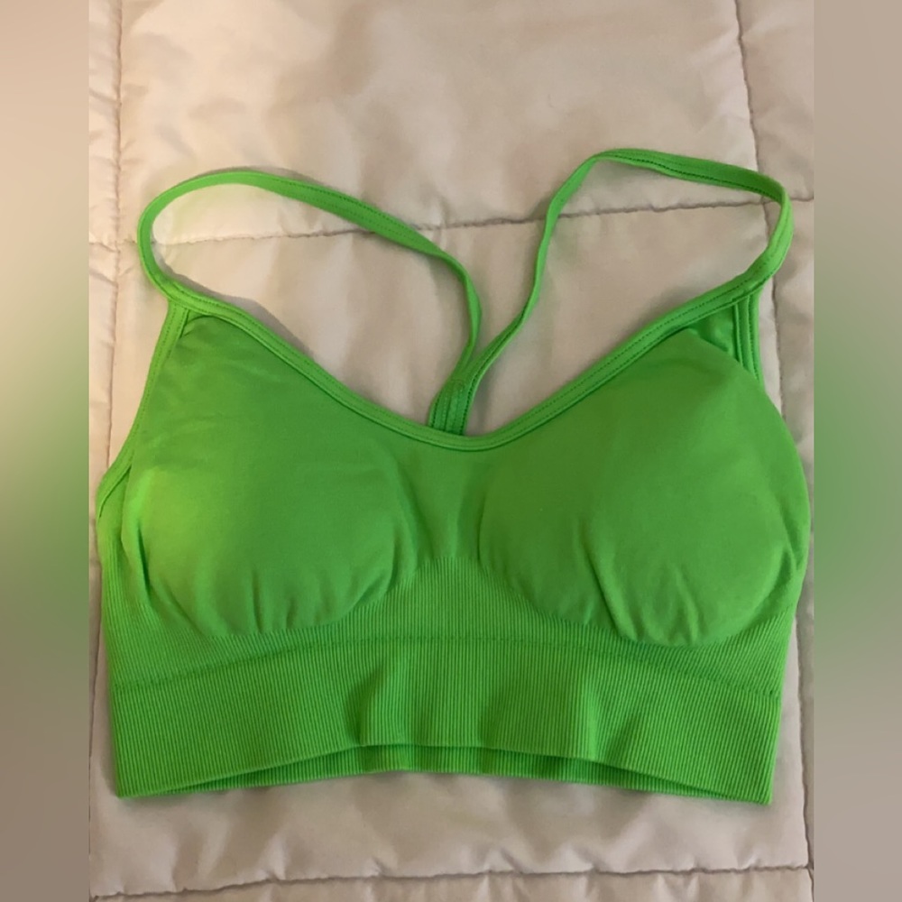 Green Gymshark sports bra